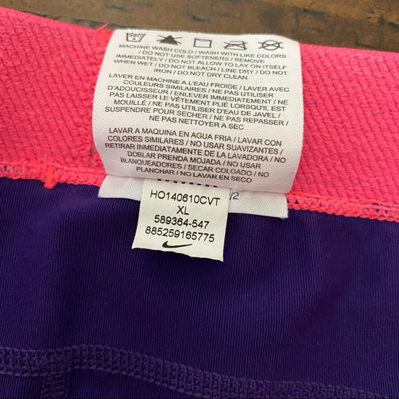 Like New!! Nike Compression Shorts XL - Picture 6 of 8